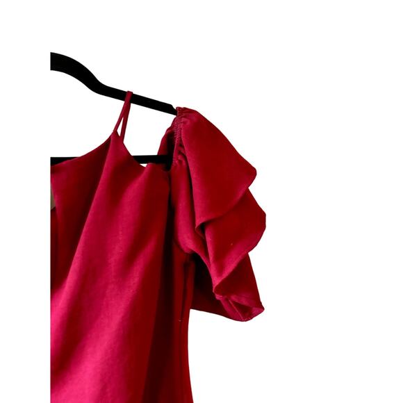 Cooperative Red Burgundy Cold Shoulder Dress Size Medium - Picture 7 of 8